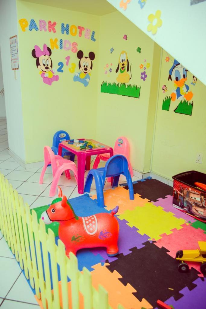 גראבאטל Termas Park Hotel מראה חיצוני תמונה