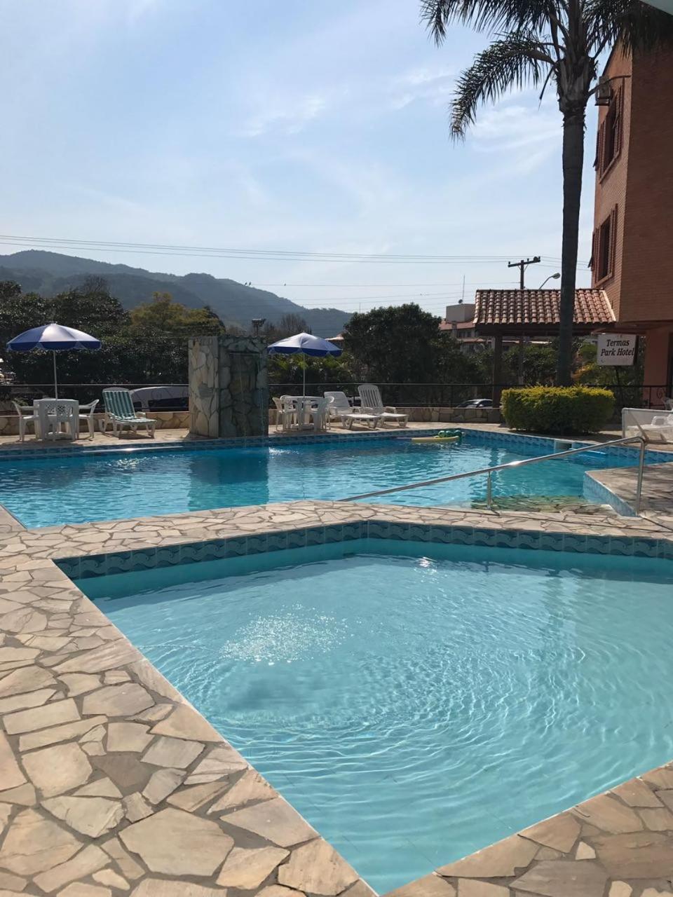 גראבאטל Termas Park Hotel מראה חיצוני תמונה