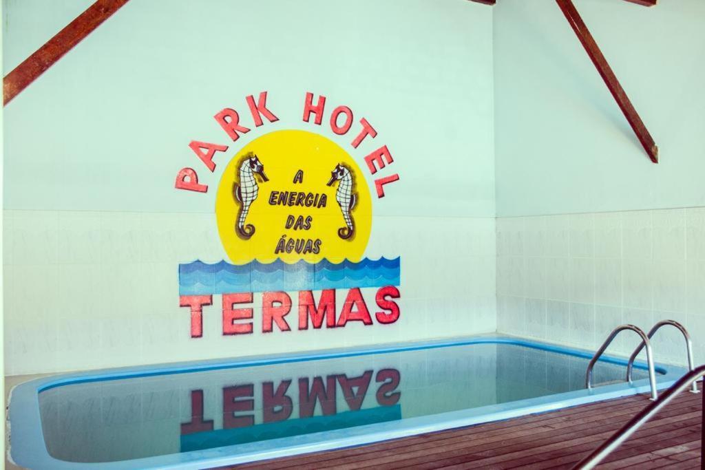 גראבאטל Termas Park Hotel מראה חיצוני תמונה